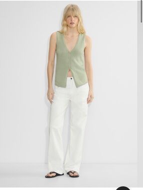 Aritzia Wilfred Basque Hip Sweater Vest
